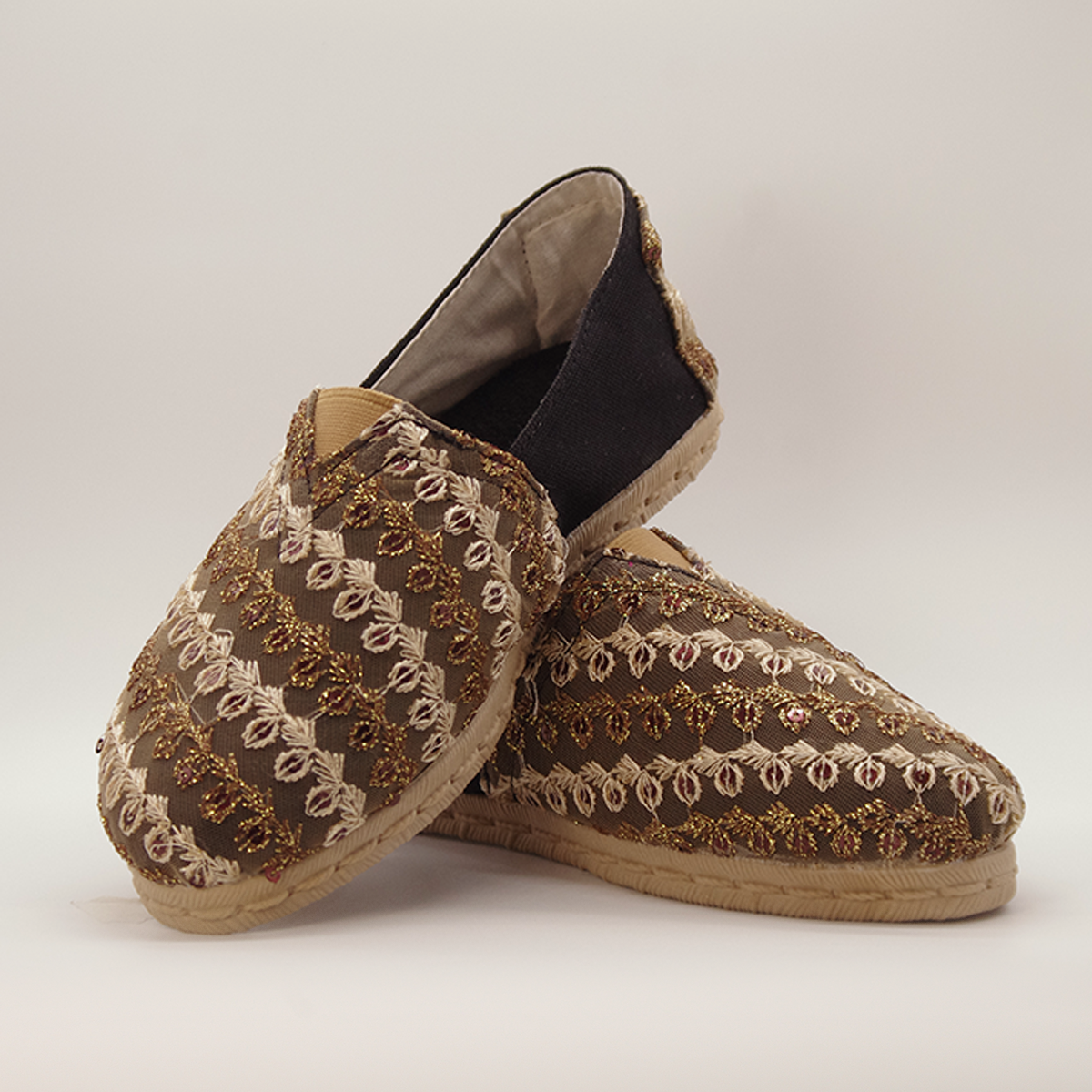 India Paksha Negro - Imagen 2