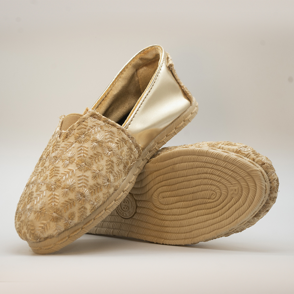 Invierno Indias Velvet Halo Dorado