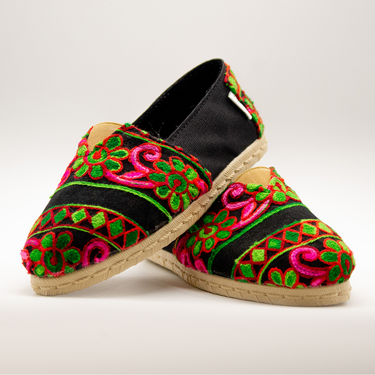 Invierno Indias Velvet Negro y Fucsia - Imagen 5