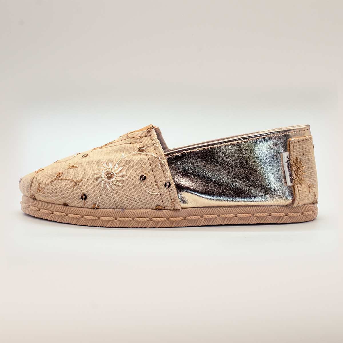 India Pandu - Imagen 4